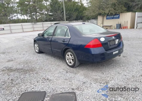 2006 Honda Accord 2.4 Ex z USA, uszkodzony, nr VIN 1HGCM56876A036493